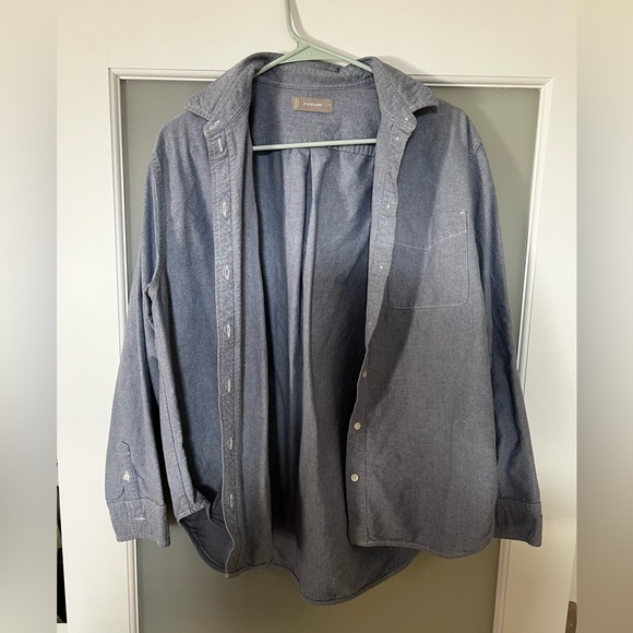 Everlane Relaxed Oxford - Picture 2 of 3